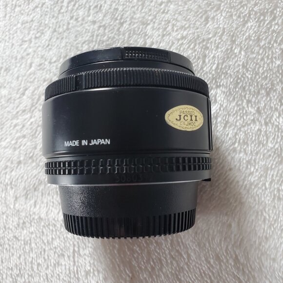 Nikon AF NIKKOR 50mm 1:1.8 Lens Vintage - Picture 3 of 9